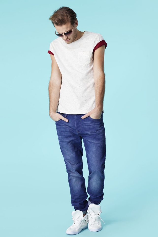 Sunglasses €9.99, t-shirt €11.99, burgundy t-shirt €7.99, jeans €29.99, high tops €22.99