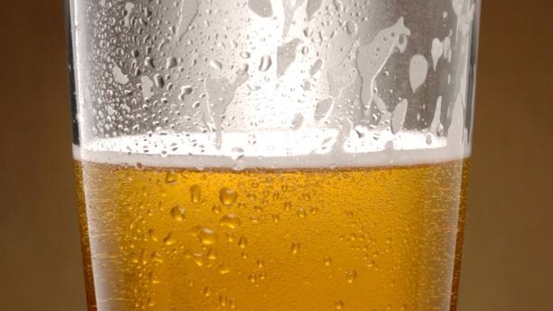 Close to 50% of children in England and Scotland associated a specific beer brand with their national football team