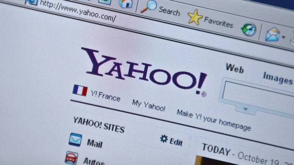 Yahoo expects to save about $375m
