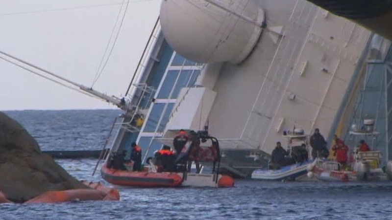 Recovery operation continues off the Italian coast