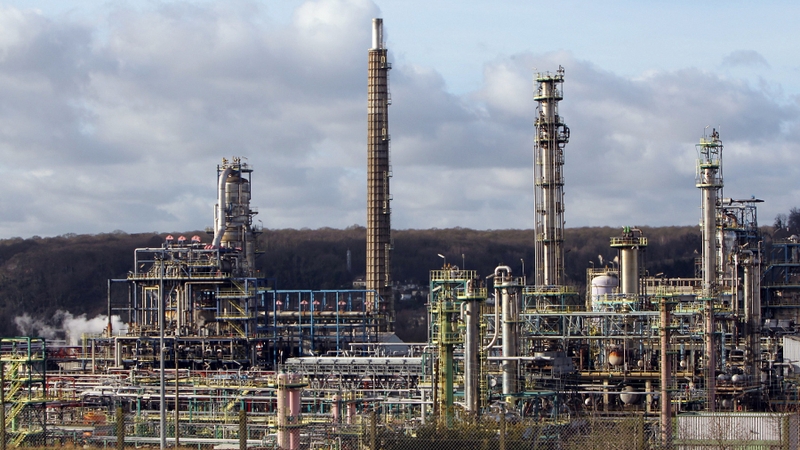 Trading in Petroplus shares had been suspended