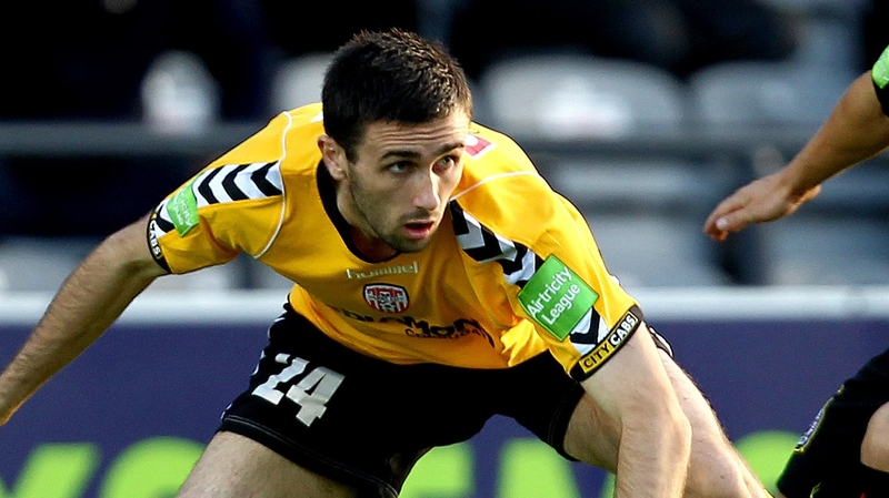 Daniel Lafferty has joined Burnley on a two-and-a-half-year deal