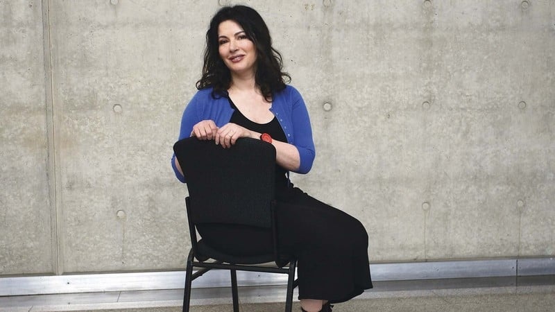 Super Thursday (today) brings a Super new book from Nigella .