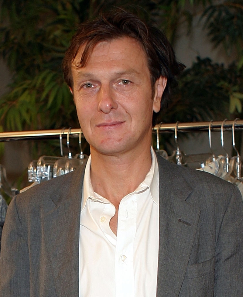 Artist Hugo Guinness