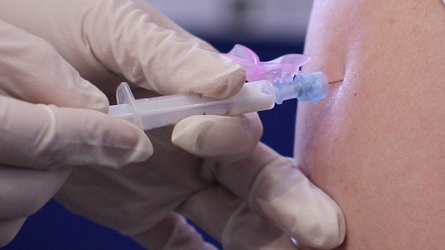 900,000 doses of Pandemrix were given by HSE clinics in 2009-2010