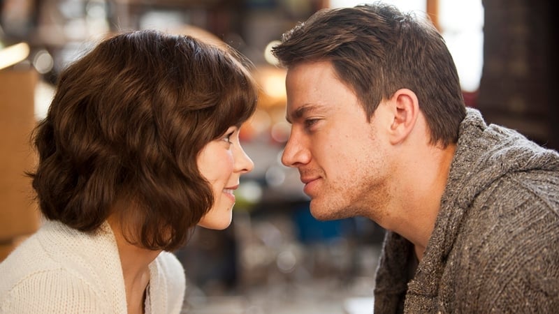 Two beautiful people but zero chemistry