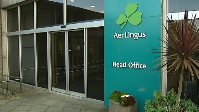 Aer Lingus has issued legal proceedings against SIPTU Pensions Policy Advisor Dermot O'Loughlin