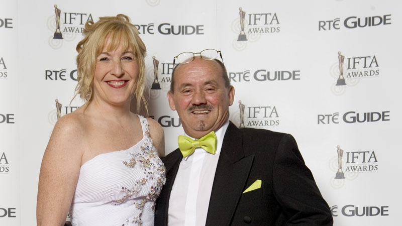 The comedian who was accompanied to the ceremony by family member including his wife Jennifer