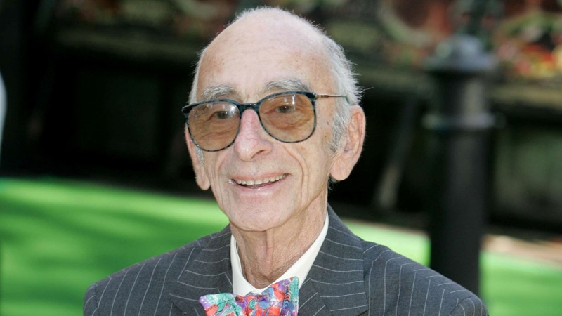 Acting great David Kelly