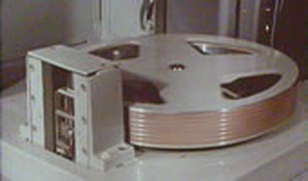 Pat Cheoinín, nach maireann.