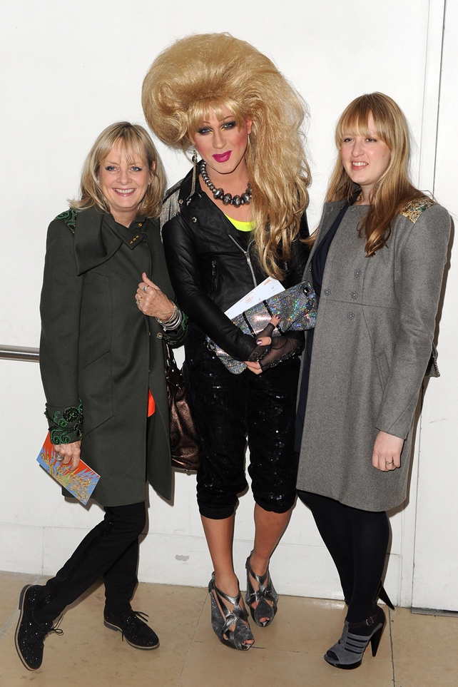 Twiggy, her daughter and Jodie Harsh