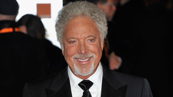 Jones gets emotional on The Voice.