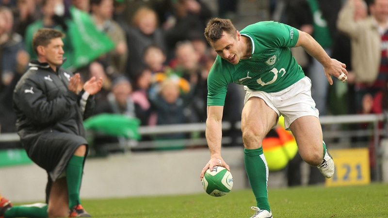 Tommy Bowe touches down for his second try