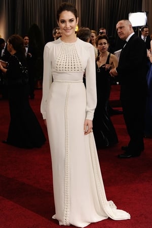 Shailene Woodley: The Descendents star and nominated supporting actress Woodley kept it very safe in Valentino, we prefer her youthful energy which she radiated in bold choices throughout award season, a little bit of a let down, this dress is too old for