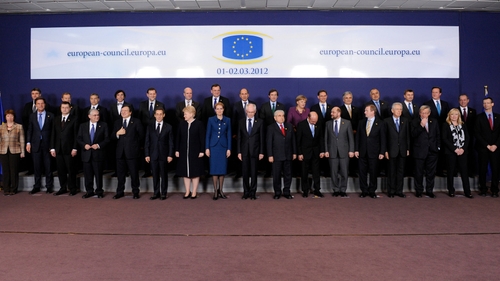 Fiscal deal is signed ahead of Irish vote