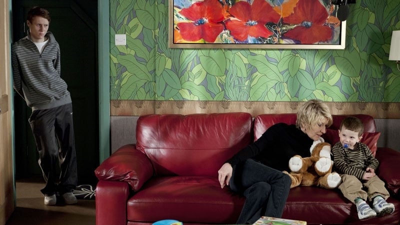 Shirley comforts little George