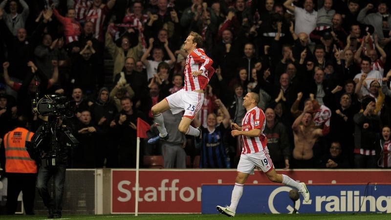 Peter Crouch sent the home crowd into raptures with his fine strike at the Britannia Stadium