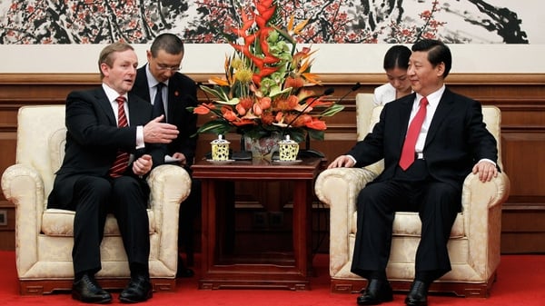 Enda Kenny meets Xi Jinping during his four-day trade mission to China