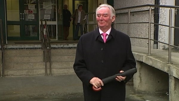 A motion to expel Pádraig Flynn from Fianna Fáil was to be discussed on Friday