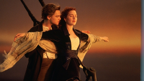 Leo and Kate just before the kiss