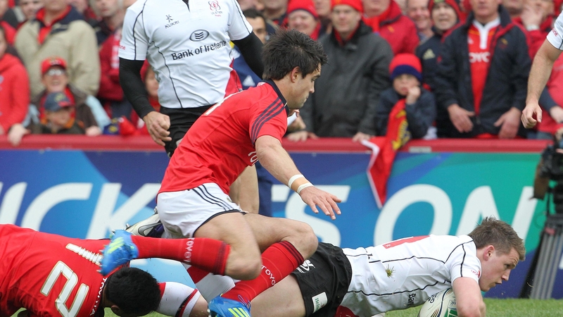 Munster's clash with Ulster is live on RTÉ Two and online at www.rte.ie/sport (IoI)
