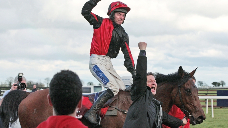 Lion Na Bearnai triumphed at 2012 Irish Grand National