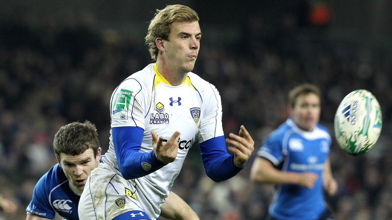 Gordon D'Arcy will stick with Leinster until at least 2014