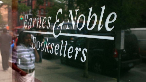 Microsoft signs new deal on ebooks with US bookselling giant