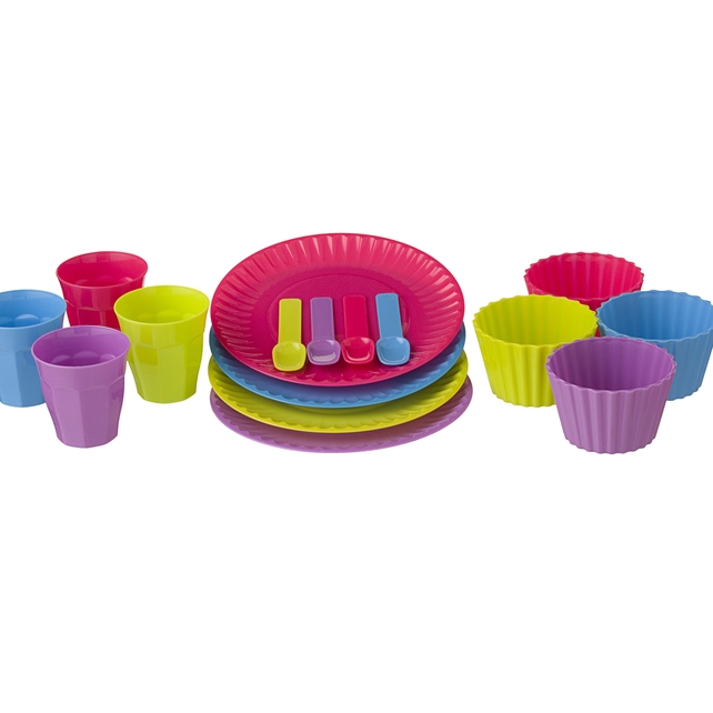 4 pack tumblers €2.50 4 pk plates €3 4 pack, ice cream bowls & spoons €2.50 in store mid May