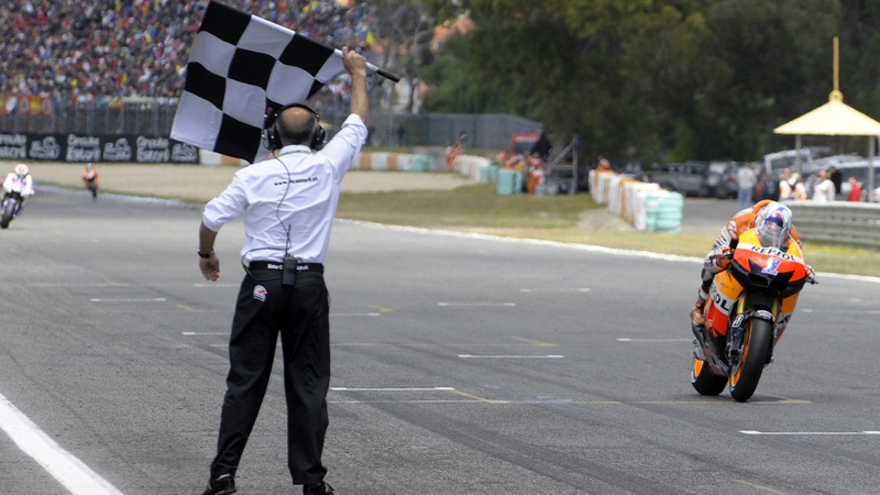 Casey Stoner recorded a second consecutive win of the season in Portugal