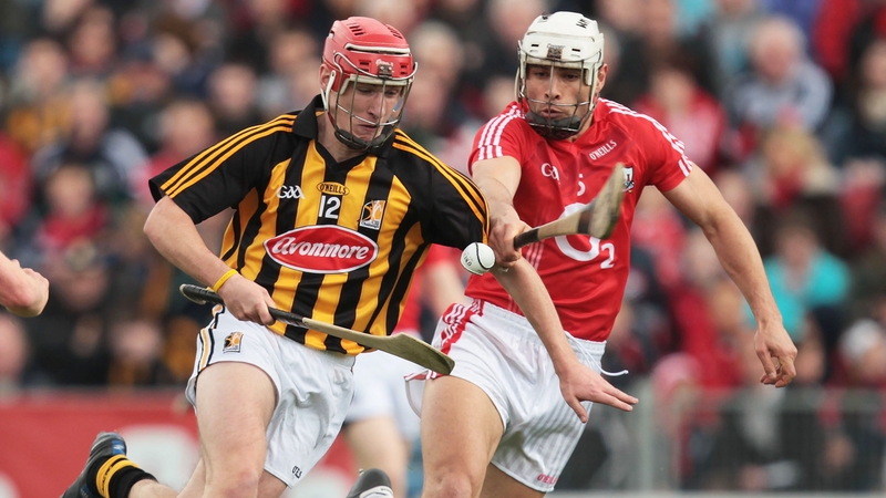 Cork's Sean Og O hAilpin tackles Cillian Buckley of Kilkenny