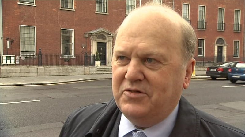 Michael Noonan said Ireland has few economic links with Greece