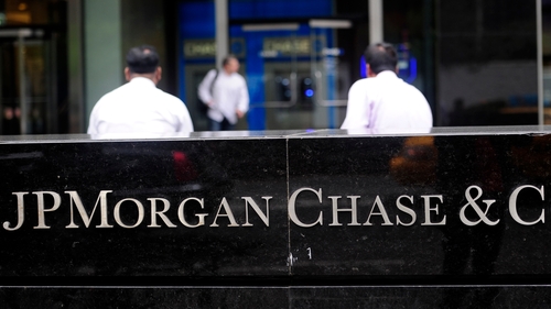 Analysts expect JPMorgan Chase & Co will report a 25% drop in profit on Thursday