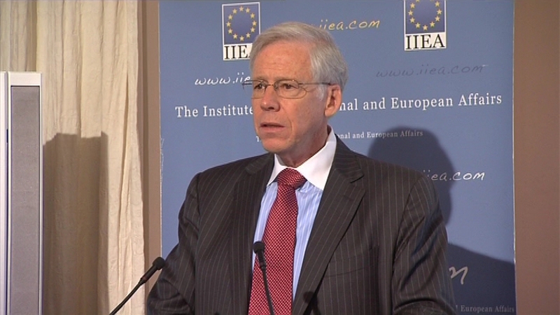 Last month in Dublin, Mr Dallara urged less fiscal pressure on Athens