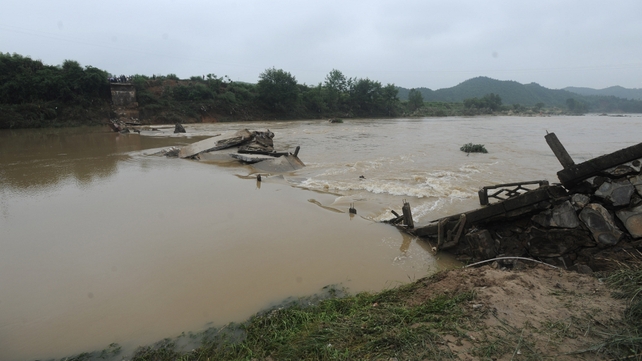 Six people were missing after the 120-meter Fangu Bridge collapsed in Hunan province, China