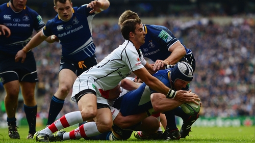 The Tullow man got the touchdown despite the efforts of Ruan Pieenar