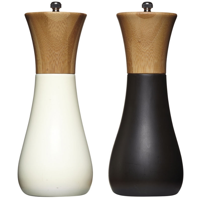Jasper Conran salt and pepper mill set €42 Debenhams