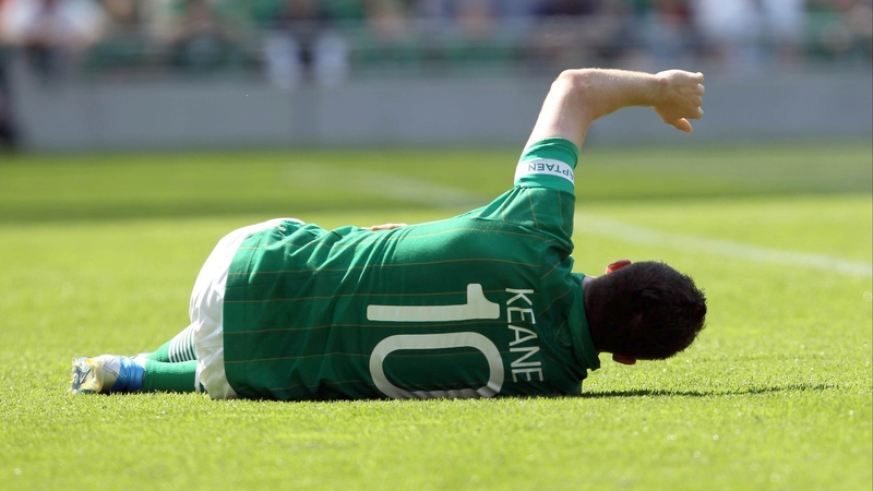 "The hamstring is fine but the ribs are in bits after that knee. Ah na, it's fine," joked Keane.