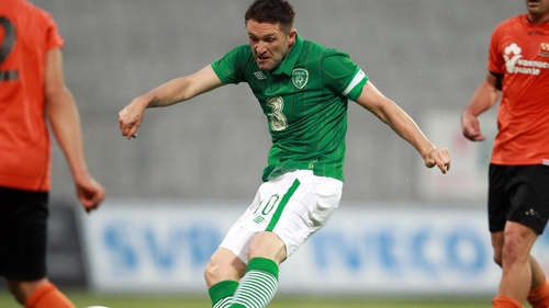 Keane slots home the opener for Trapattoni's side