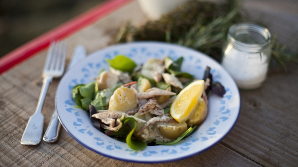 Smoked mackerel salad