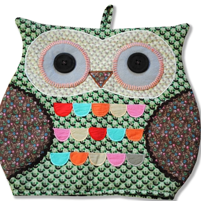 Green Tea Owl Tea Cosy; €16 from Hunkydory Home