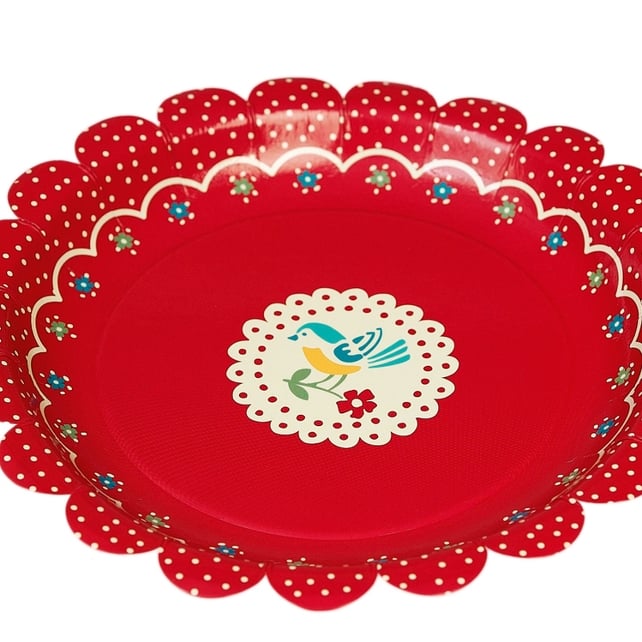 Set 8 Vintage Doily Paper Party Plate; €2.40 from www.domgiftshop.com