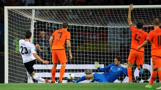 Gomez puts Germany 1-0 up