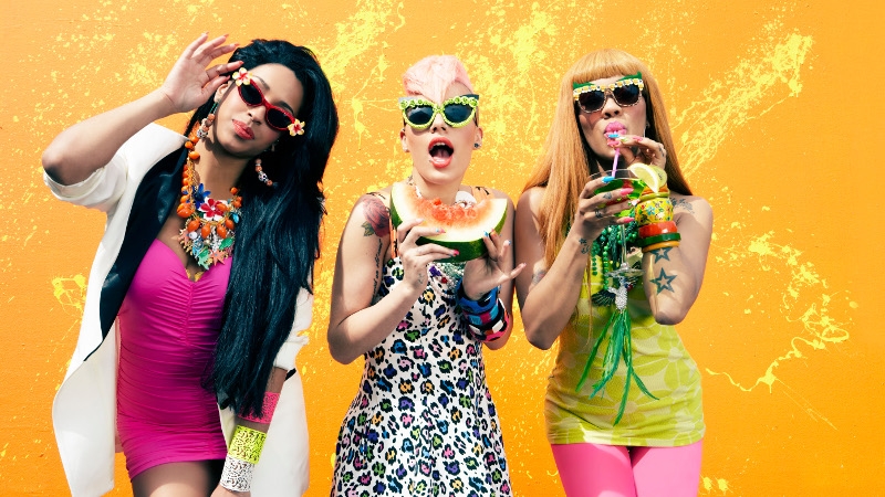 Stooshe
