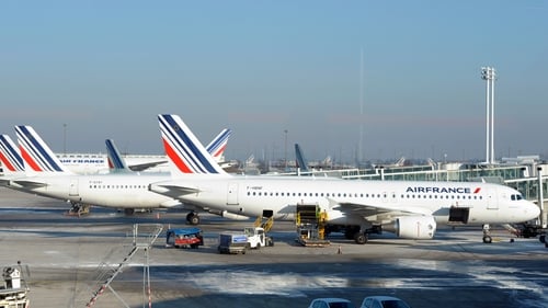 Air France-KLM said the November attacks in Paris and the Malian capital of Bamako cost it €120m in lost revenue.