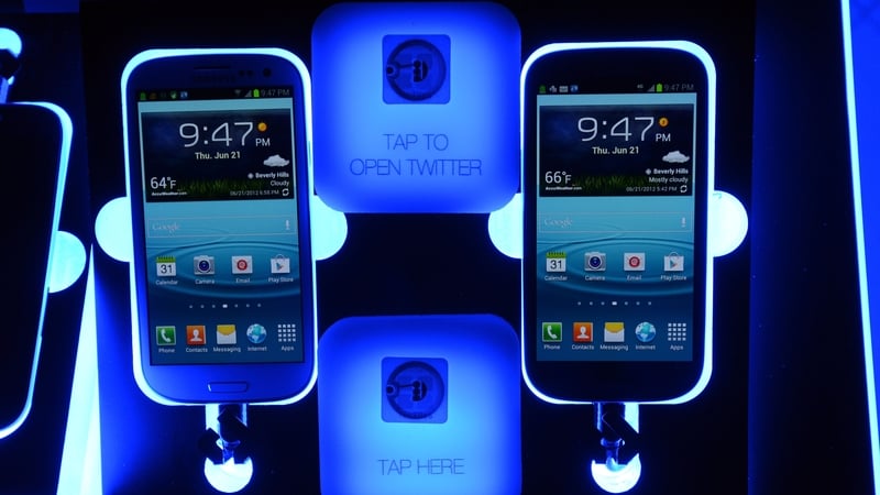 Samsung's quarterly profits soar 76%