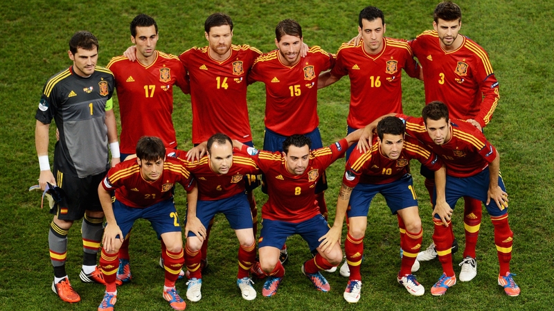 The reigning world and European Champions line up