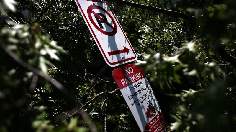 Hurricane force winds were said to have occurred along a 500-mile stretch