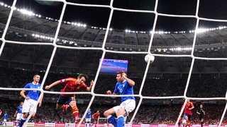 David Silva heads the Spanish in front