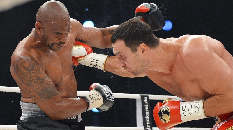 Tony Thompson and Wladimir Klitschko exchange blows